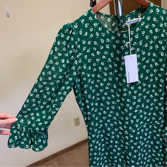 Reformation Doutzen Mini Dress Chive Floral NWT 4 - Picture 5 of 12